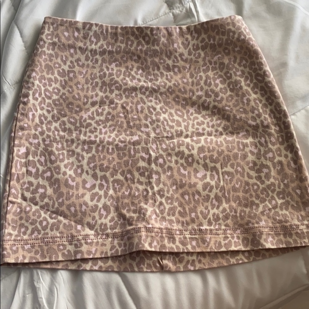 Wild Fable pink cheetah print skirt